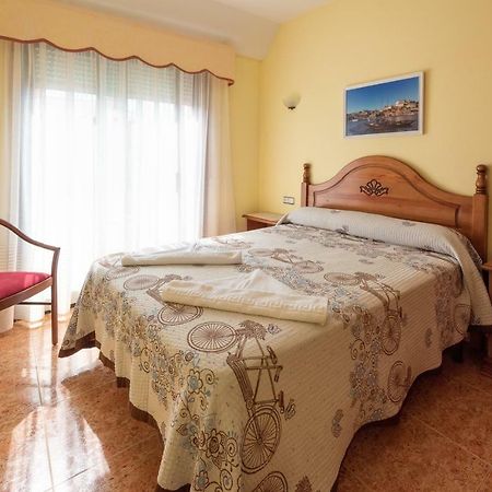Hostal O Camouco Portonovo Exteriör bild