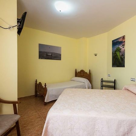 Hostal O Camouco Portonovo Exteriör bild