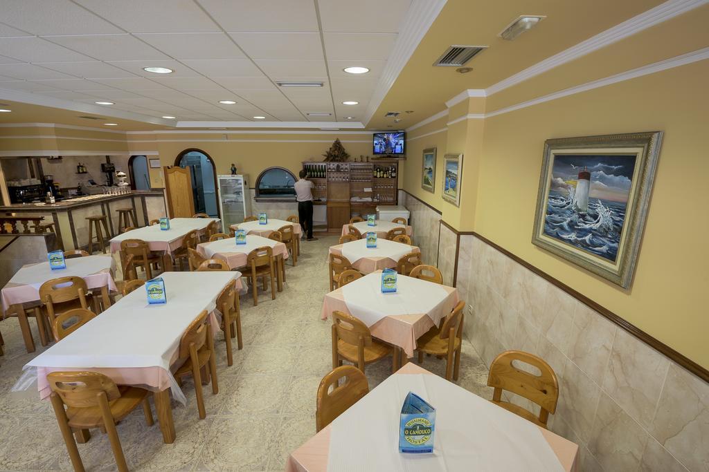 Hostal O Camouco Portonovo Exteriör bild