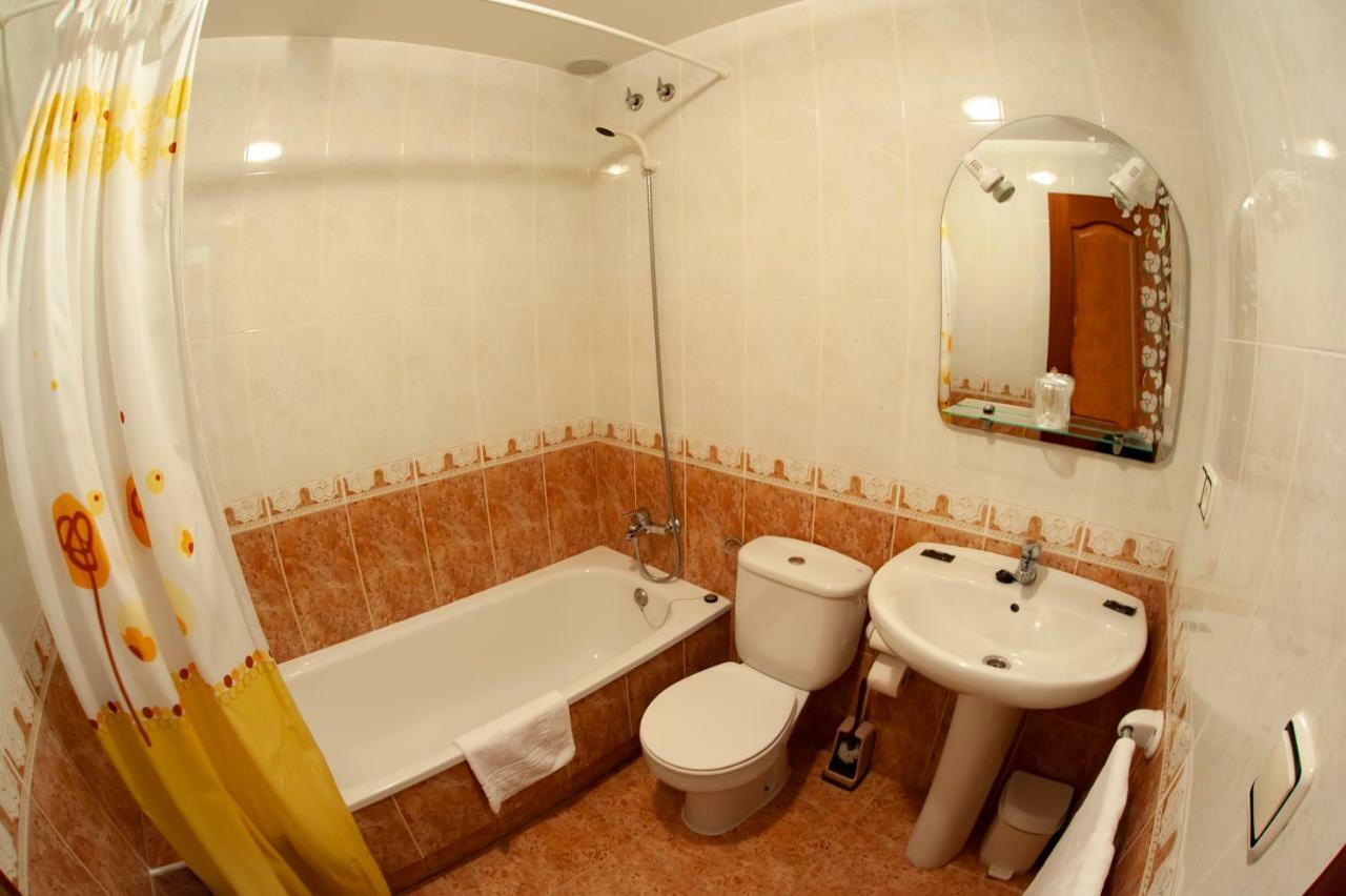 Hostal O Camouco Portonovo Exteriör bild
